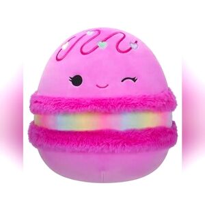 **Valentines Day Edition** NWT- Squishmallow Middy the Macaron 14" Plush.